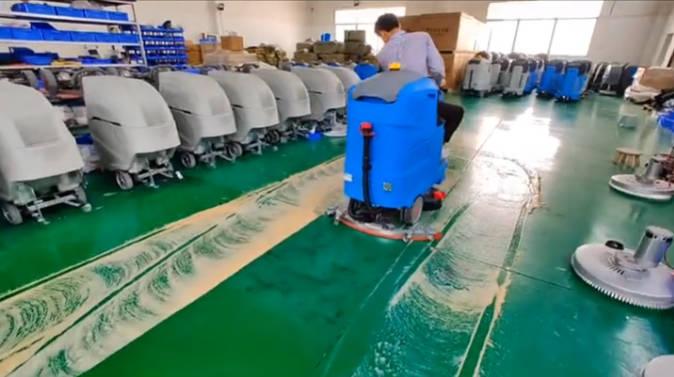 大足2023年还在用人工的物业保洁不妨试试洗地机吧
